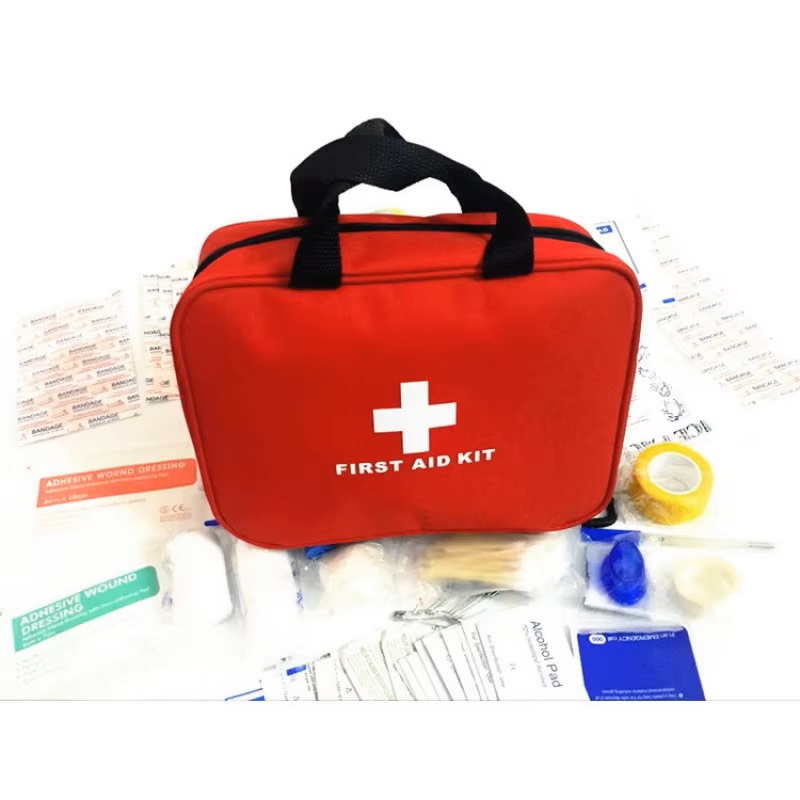 First Aid Kit with Compact and - First Aid Bag Kit recensie en prijs