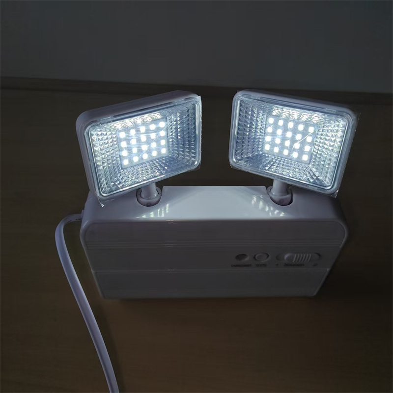 360° Rotatable Lamp Head Emerg - Power Outage Light recensie en prijs